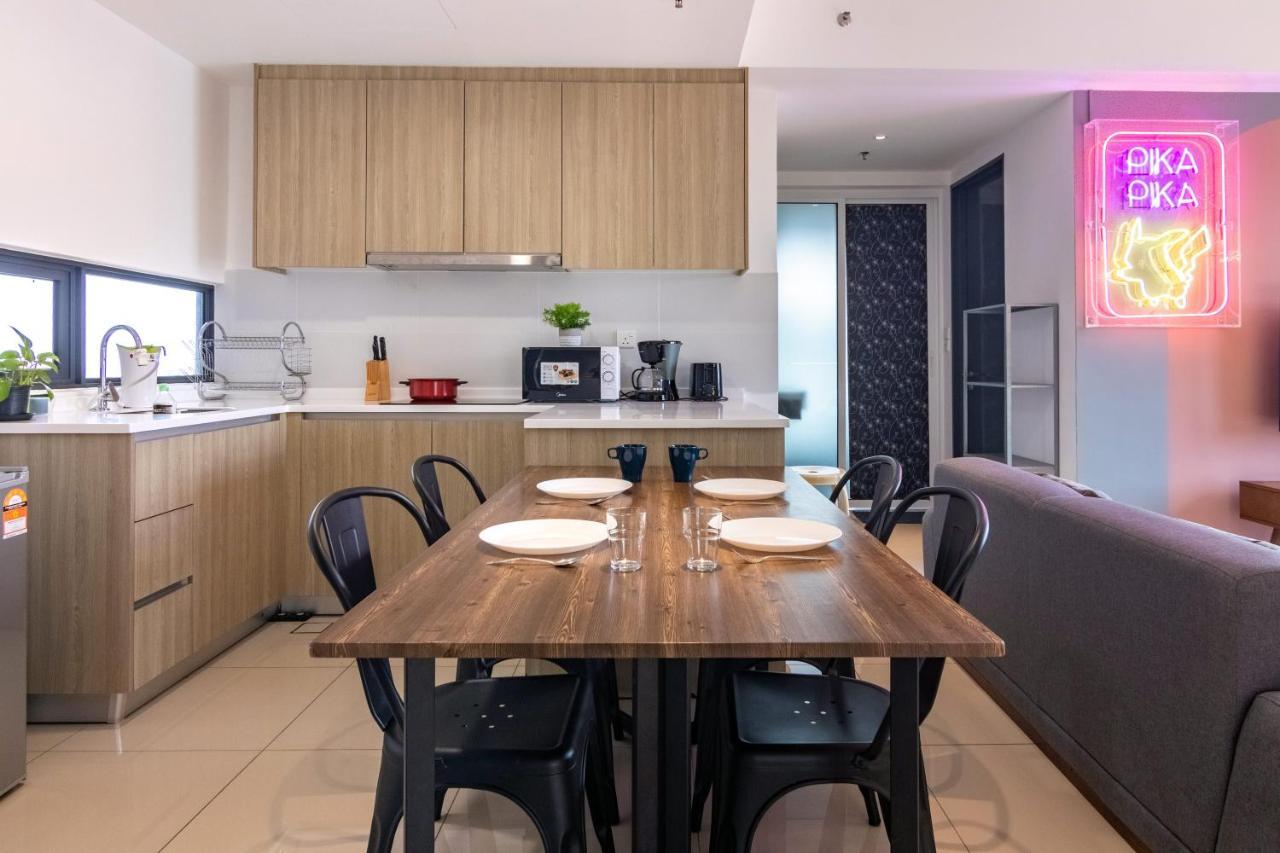 Tropicana 218 Macalister X Airlevate Suites George Town Eksteriør bilde
