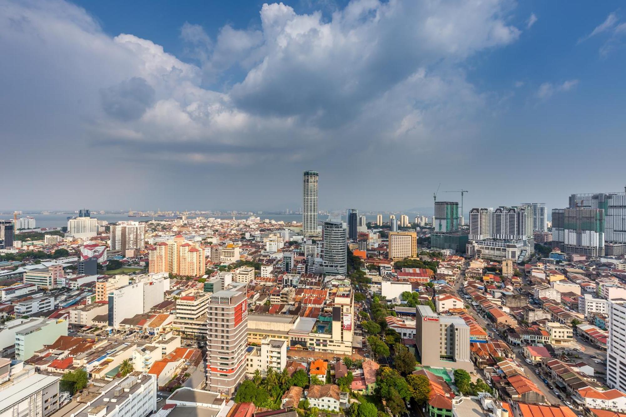 Tropicana 218 Macalister X Airlevate Suites George Town Eksteriør bilde