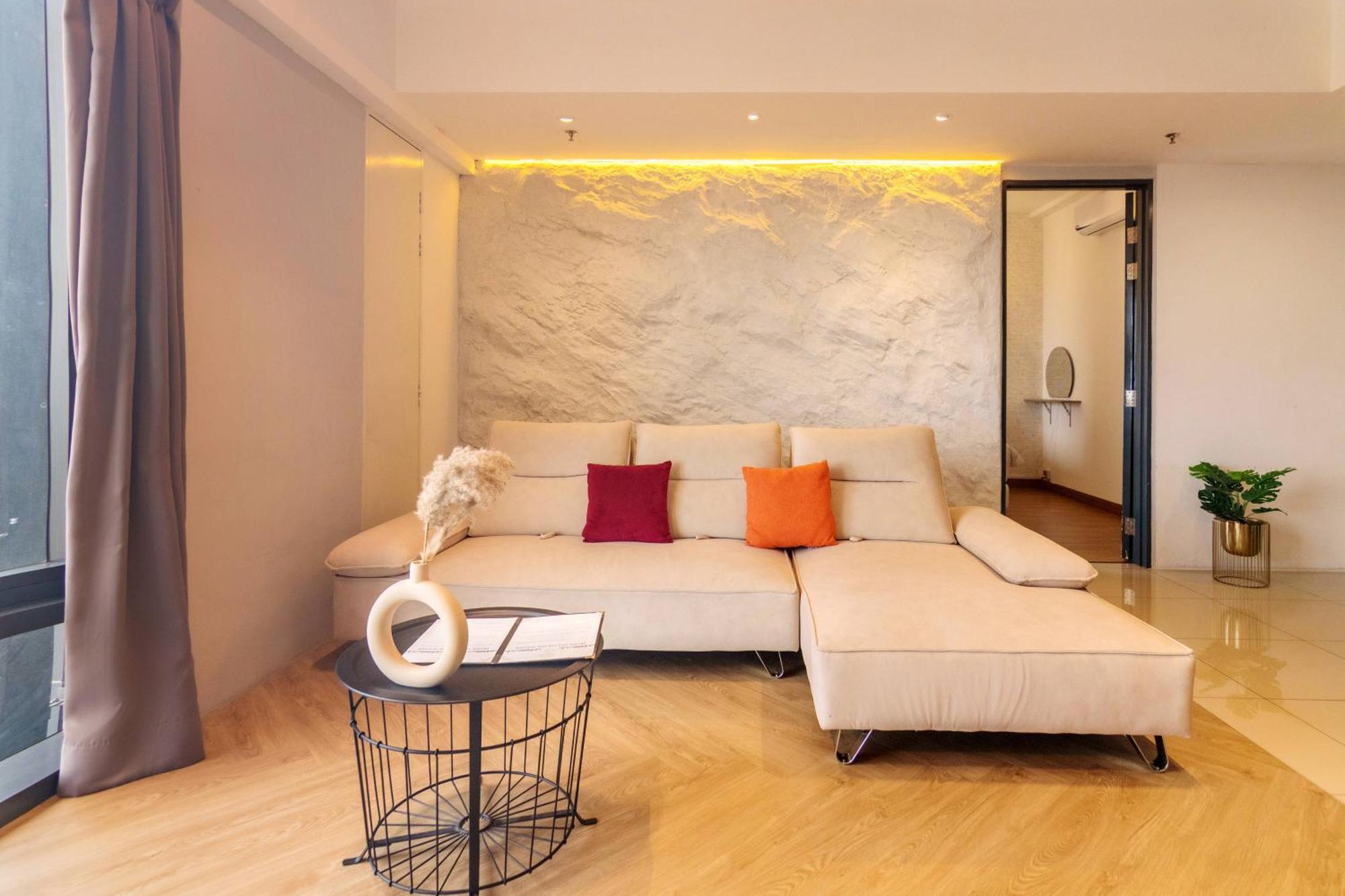 Tropicana 218 Macalister X Airlevate Suites George Town Eksteriør bilde